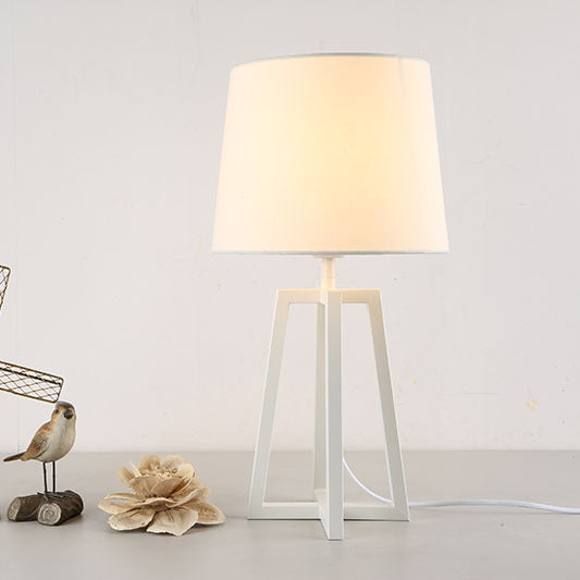 Metal Bedroom Bedside Simple Table Lamp - Rankz 