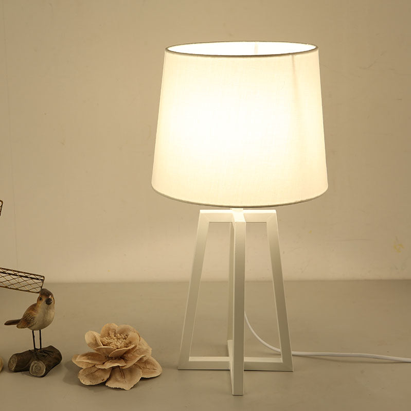 Metal Bedroom Bedside Simple Table Lamp - Rankz 