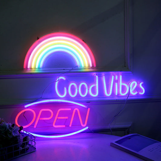 neon sigh good vives and open sign